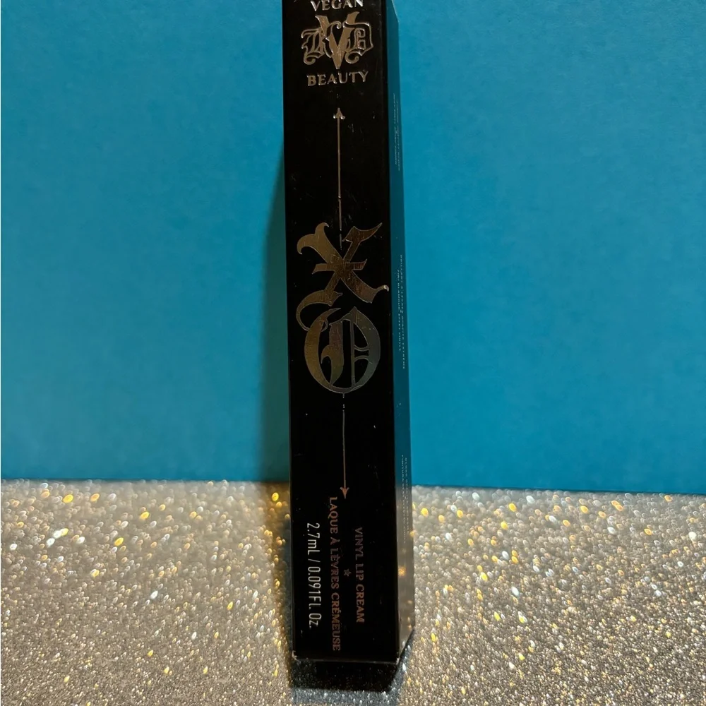 BNIB! Kat Von D XO Vinyl Lip Cream in Hollyhock 70 🌹 - Picture 2 of 8